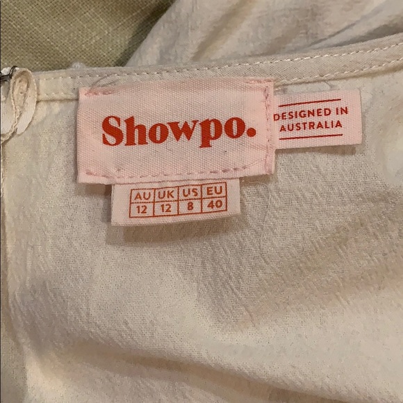 Beige romper - Picture 3 of 10